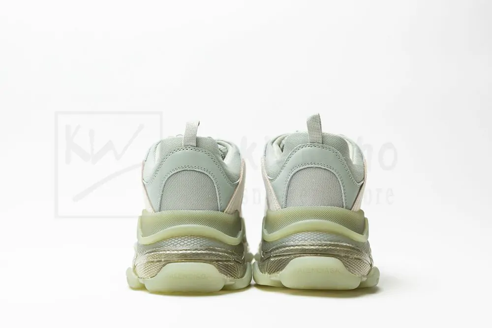 Ba*len*cia*ga wmns triple s
