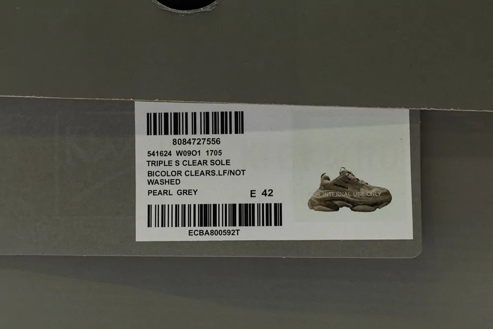 Ba*len*cia*ga wmns triple s