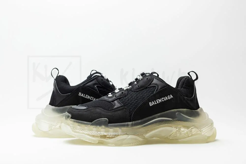 Ba*len*cia*ga wmns triple s sneaker