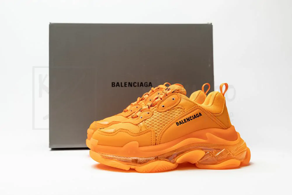 Ba*len*cia*ga triple s sneaker