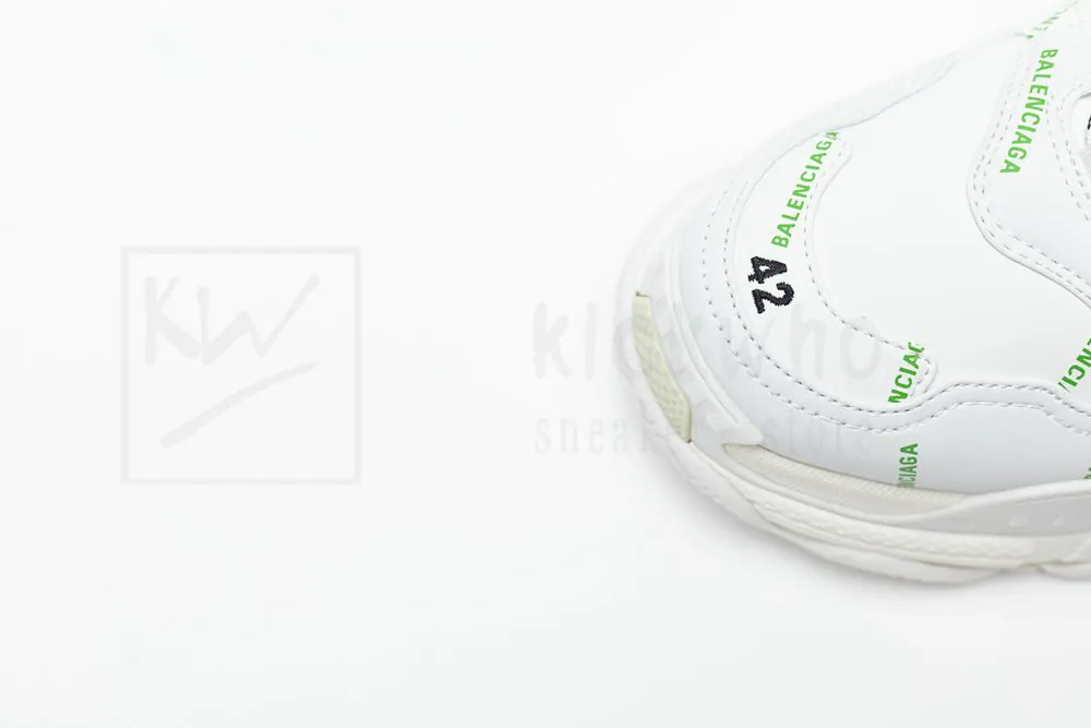 Ba*len*cia*ga wmns triple s sneaker