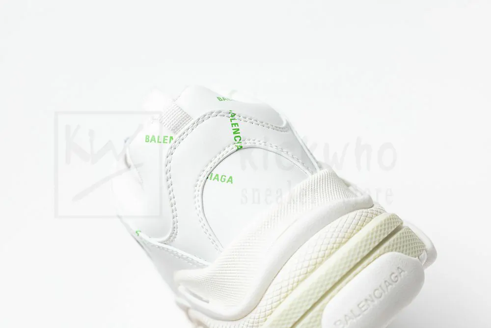 Ba*len*cia*ga wmns triple s sneaker