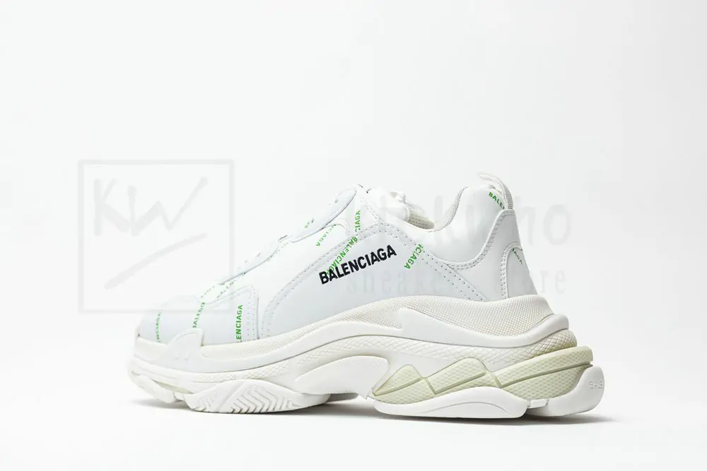 Ba*len*cia*ga wmns triple s sneaker