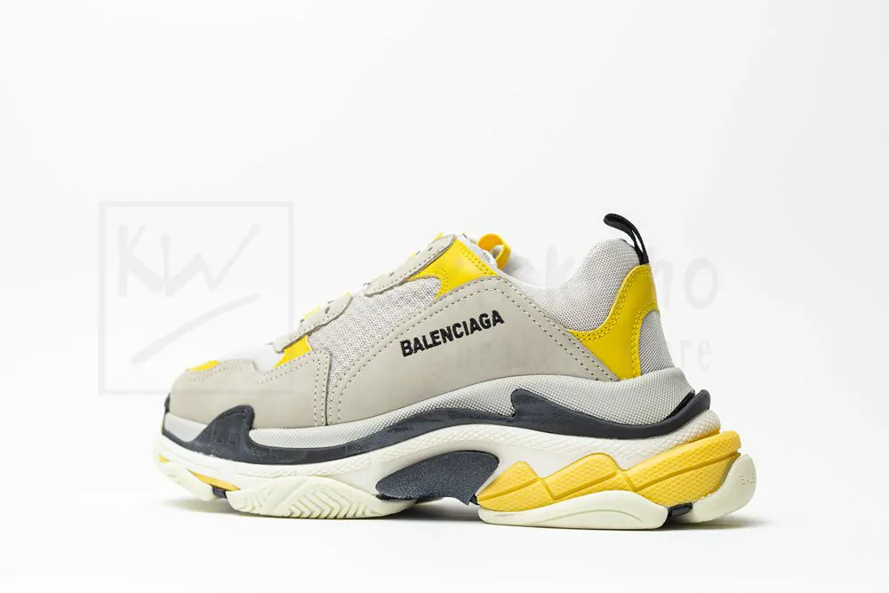 Ba*len*cia*ga wmns triple s trainer