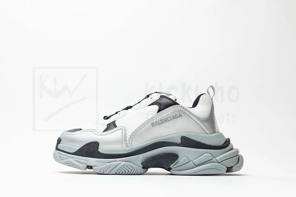 Ba*len*cia*ga wmns triple s sneaker 