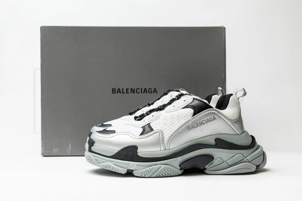 Ba*len*cia*ga wmns triple s sneaker 