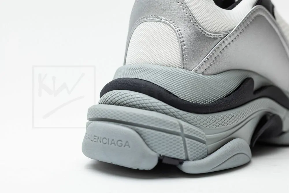 Ba*len*cia*ga wmns triple s sneaker 