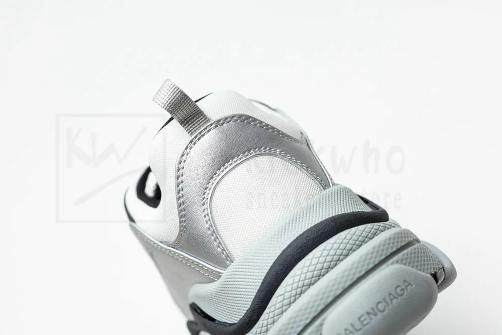 Ba*len*cia*ga wmns triple s sneaker 