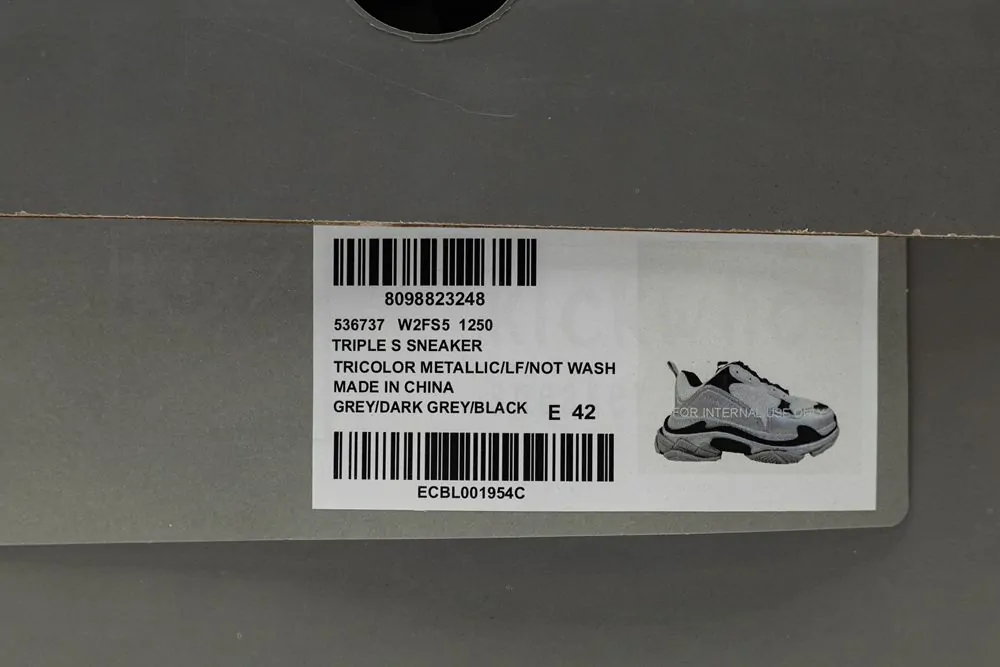 Ba*len*cia*ga wmns triple s sneaker 