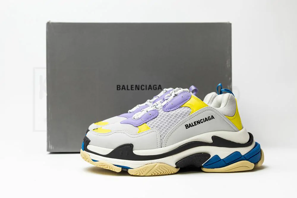Ba*len*cia*ga wmns triple s