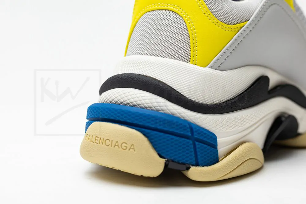 Ba*len*cia*ga wmns triple s