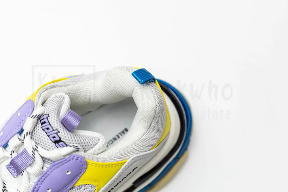Ba*len*cia*ga wmns triple s