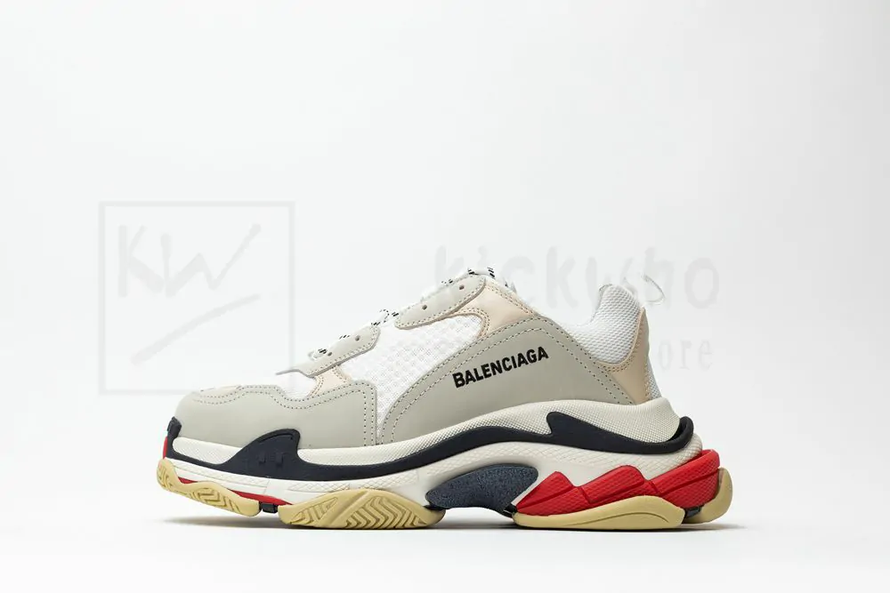Ba*len*cia*ga wmns triple s