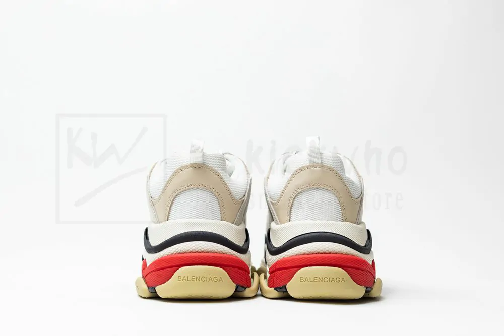 Ba*len*cia*ga wmns triple s