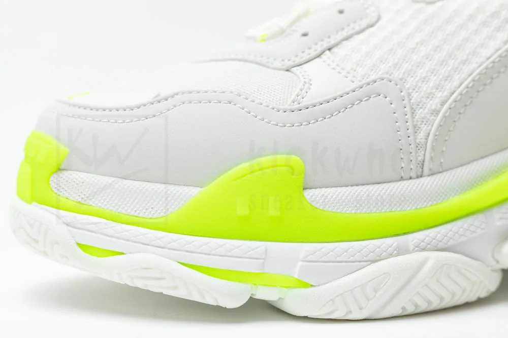 Ba*len*cia*ga triple s sneaker