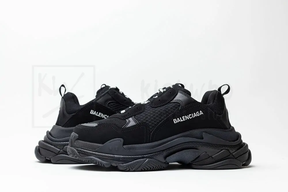 Ba*len*cia*ga triple s sneaker