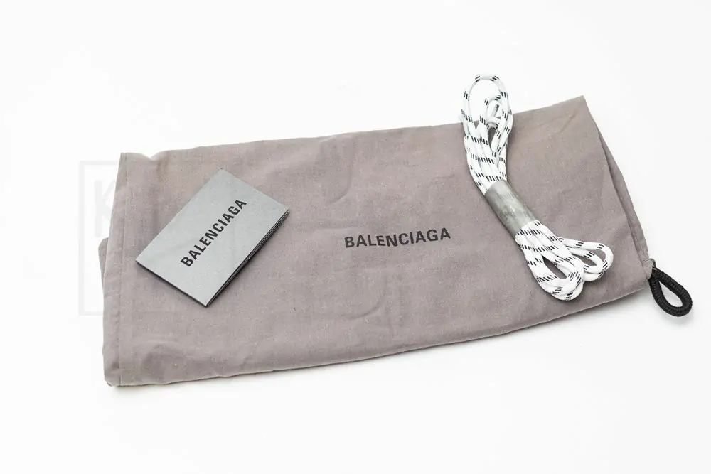 Ba*len*cia*ga triple s sneaker