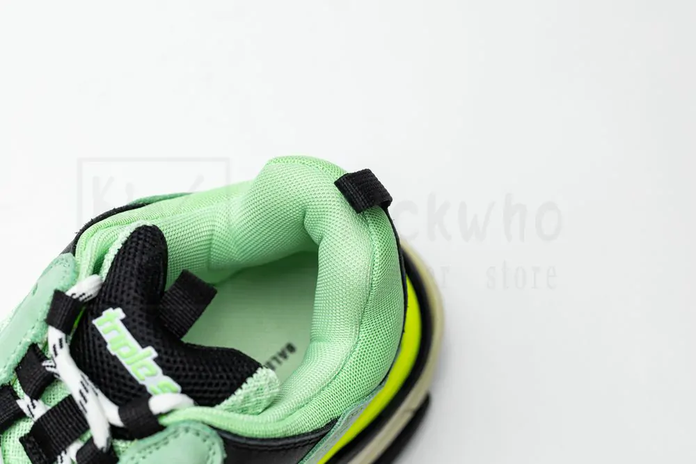 Ba*len*cia*ga triple s sneaker