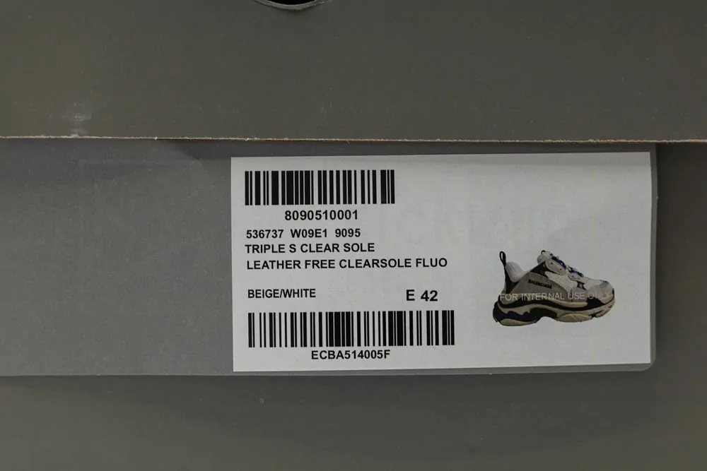Ba*len*cia*ga wmns triple s trainer 