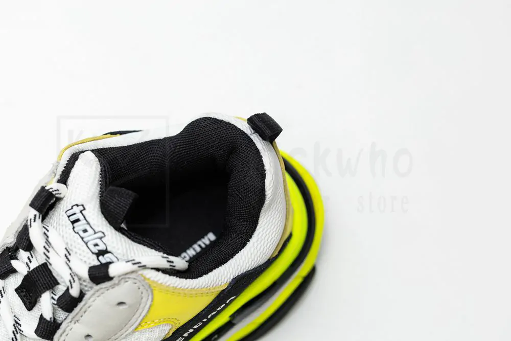 Ba*len*cia*ga triple s sneaker