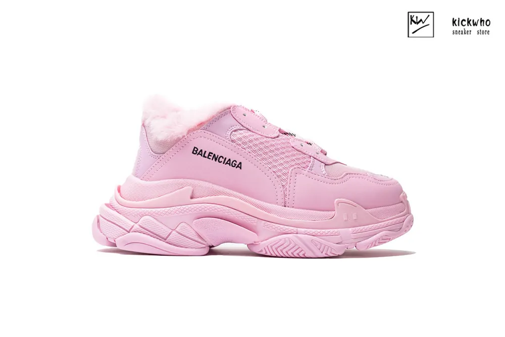 Ba*len*cia*ga triple s trainer ''pink'' plush pink