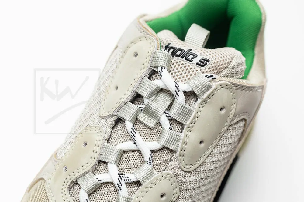 Ba*len*cia*ga wmns triple s sneaker