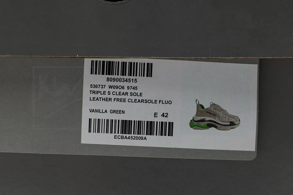 Ba*len*cia*ga wmns triple s sneaker