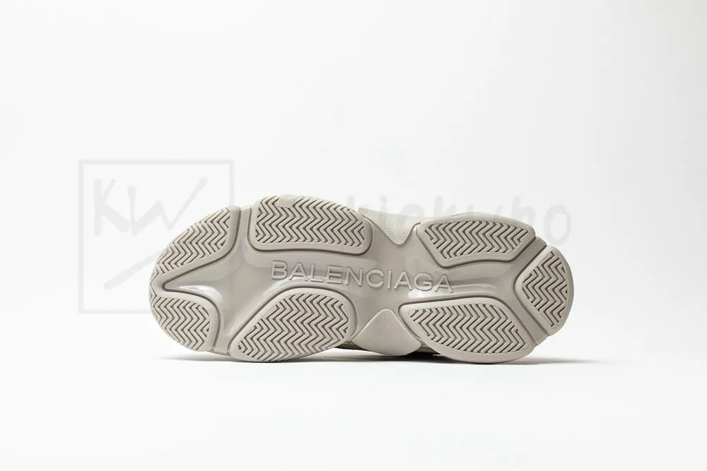 Ba*len*cia*ga wmns triple s sneaker 