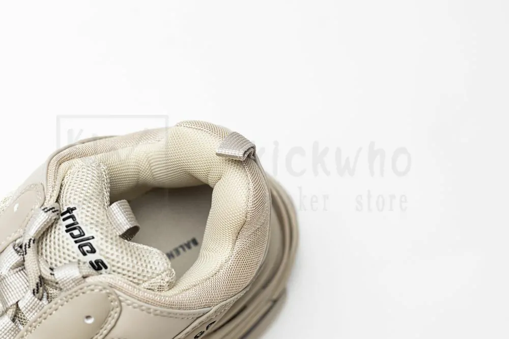 Ba*len*cia*ga wmns triple s sneaker 