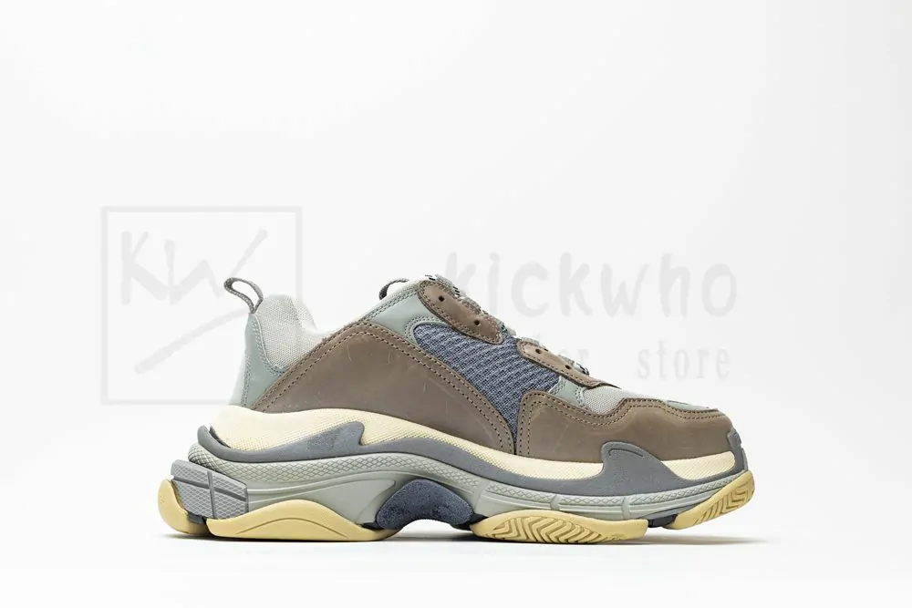 Ba*len*cia*ga triple s sneaker