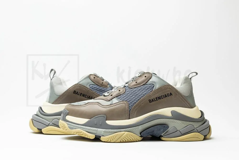 Ba*len*cia*ga triple s sneaker