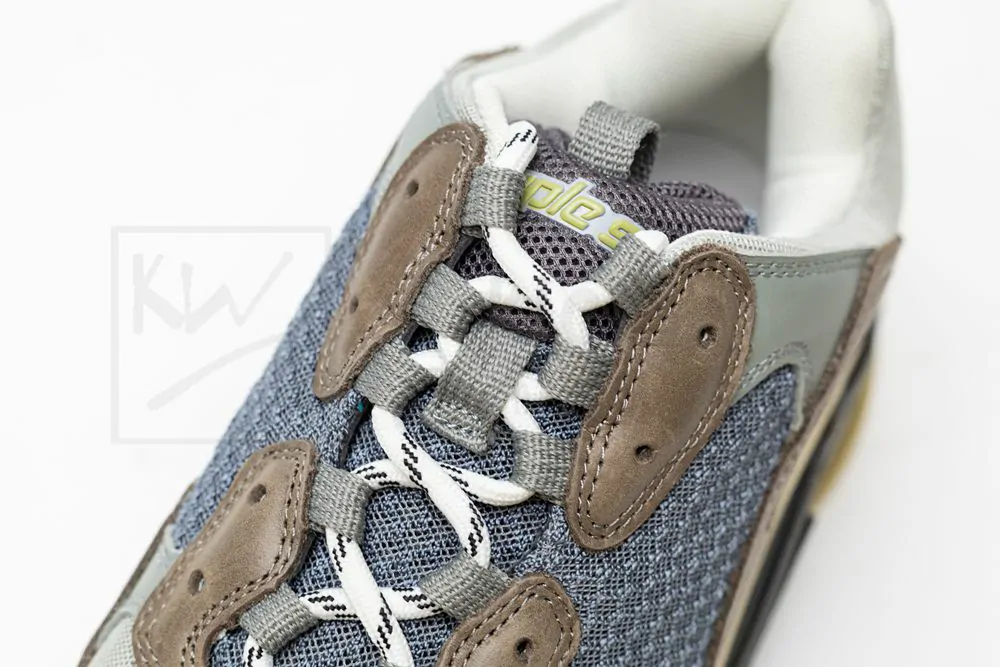Ba*len*cia*ga triple s sneaker