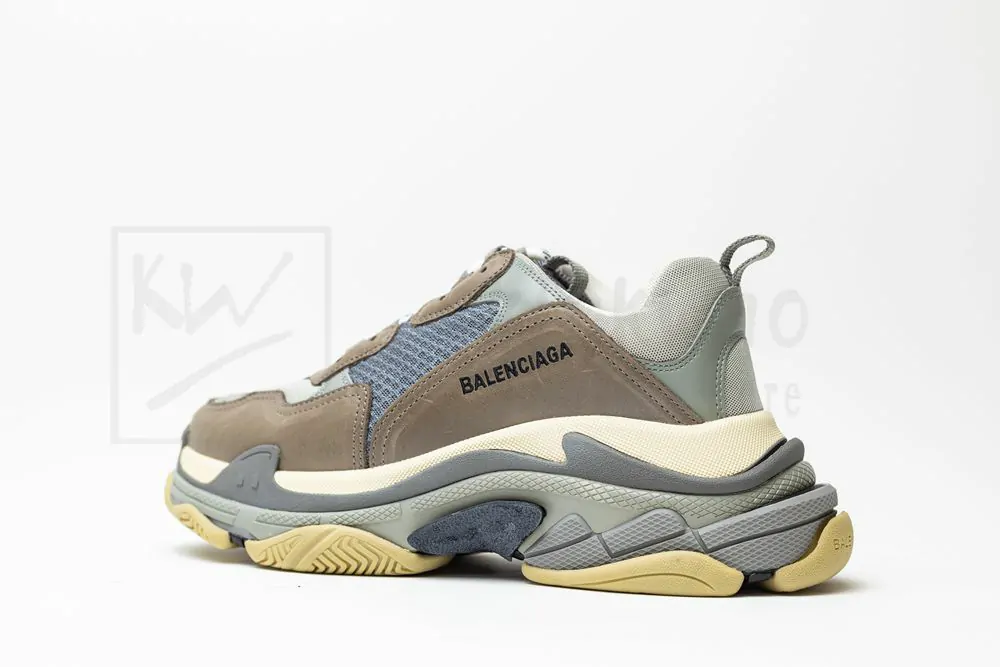Ba*len*cia*ga triple s sneaker