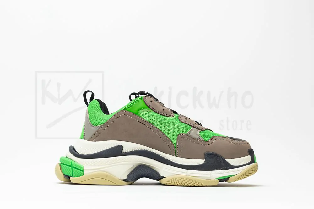Ba*len*cia*ga triple s sneaker