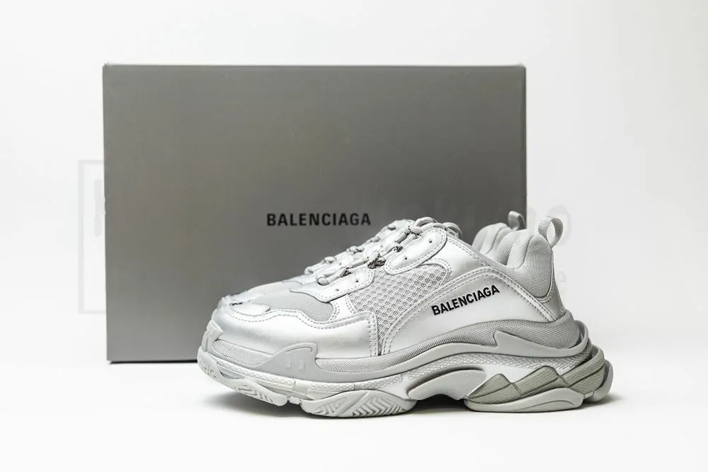 Ba*len*cia*ga wmns triple s sneaker