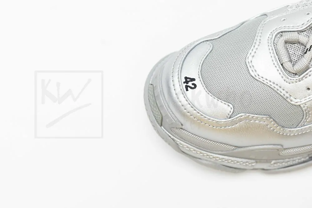 Ba*len*cia*ga wmns triple s sneaker
