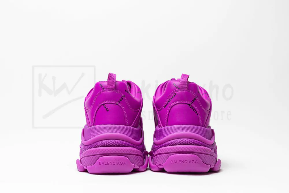 Ba*len*cia*ga wmns triple s sneaker