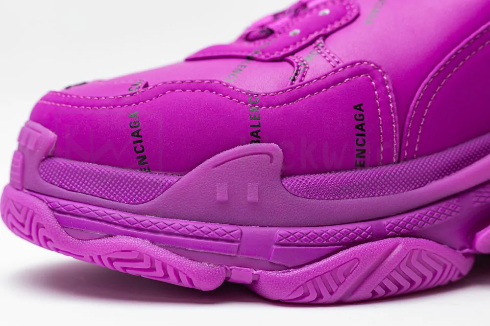 Ba*len*cia*ga wmns triple s sneaker