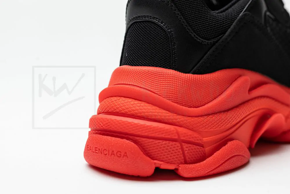 Ba*len*cia*ga triple s sneaker