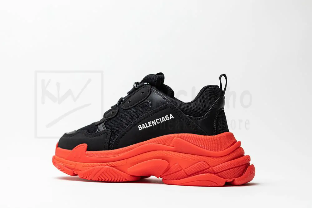 Ba*len*cia*ga triple s sneaker