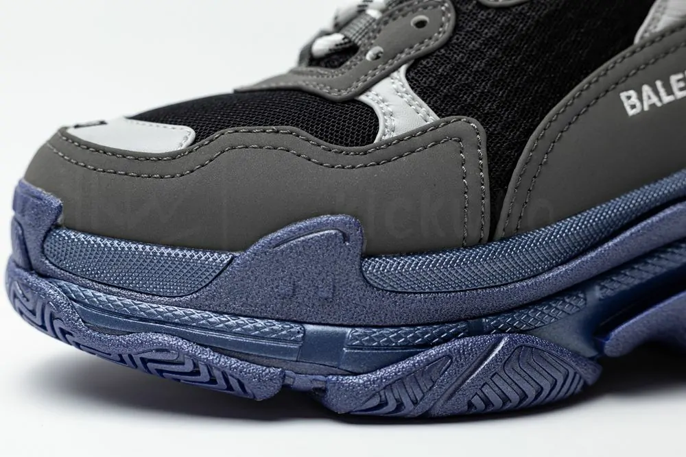 Ba*len*cia*ga triple s sneaker