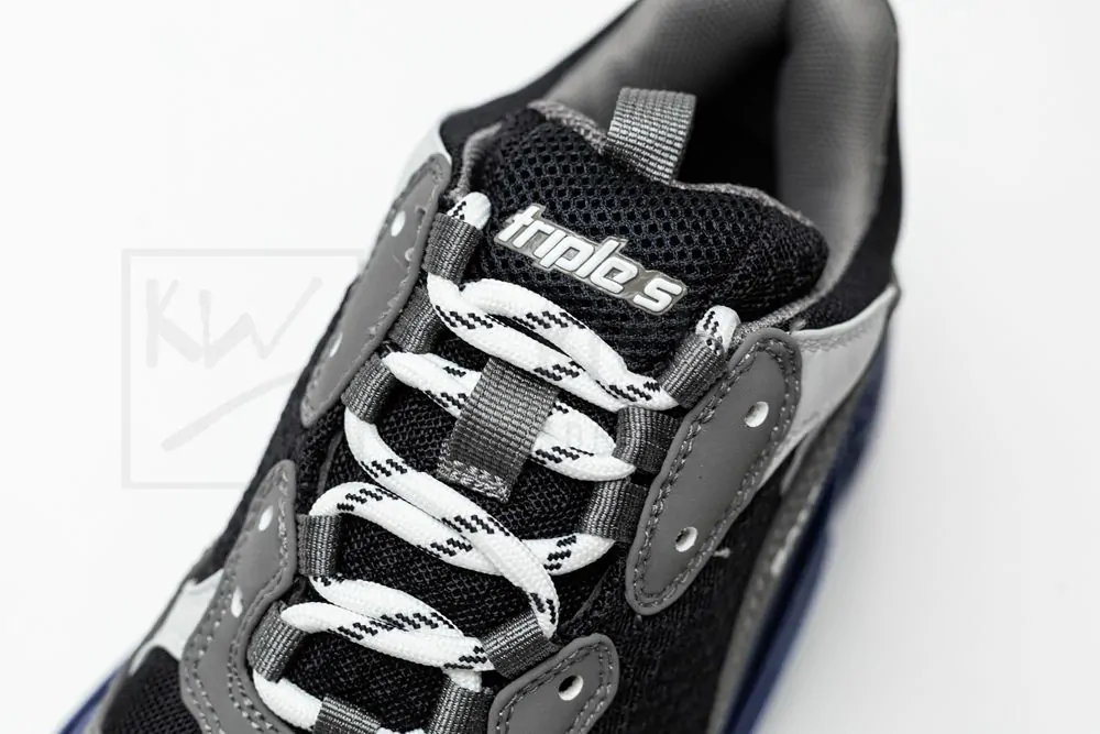 Ba*len*cia*ga triple s sneaker