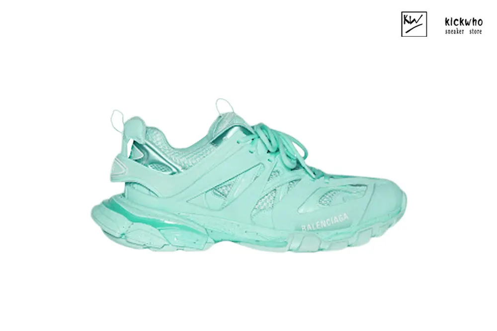 Ba*len*cia*ga wmns track sneaker ''mint''