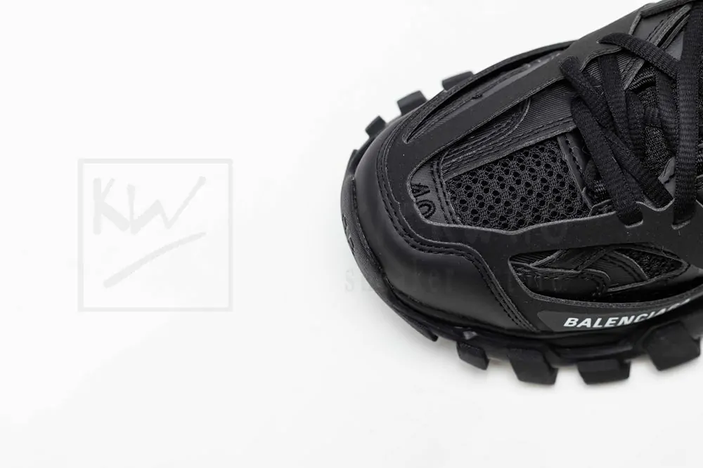 Ba*len*cia*ga track sneaker