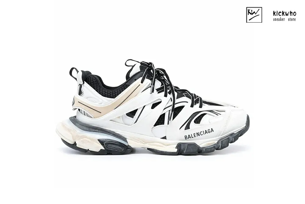 Ba*len*cia*ga wmns track sneaker ''white black''