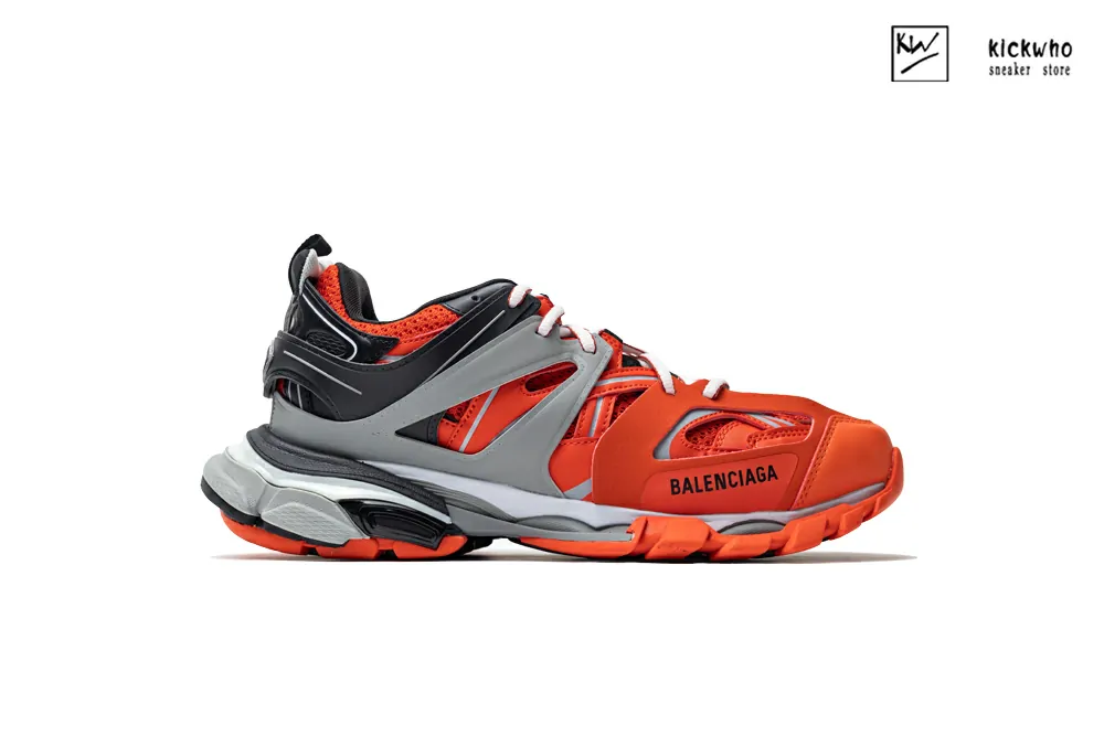 Ba*len*cia*ga track sneaker ''black grey red''