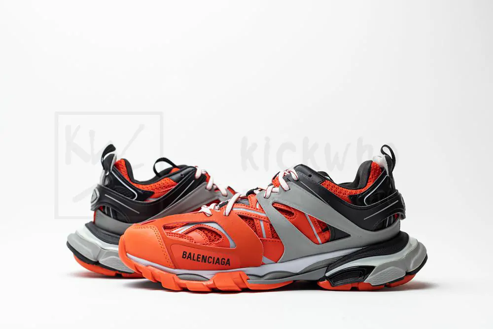 Ba*len*cia*ga track sneaker