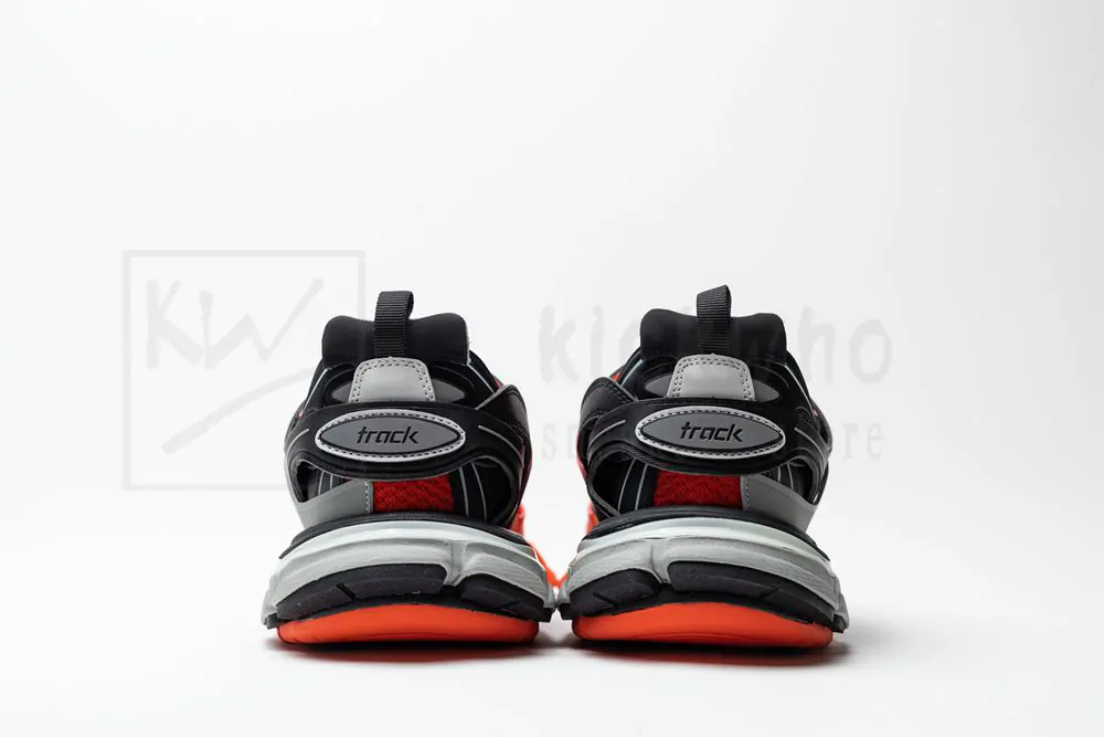 Ba*len*cia*ga track sneaker