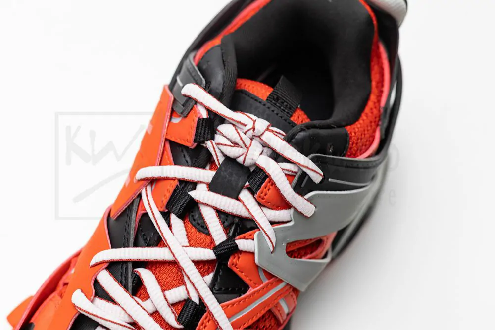 Ba*len*cia*ga track sneaker