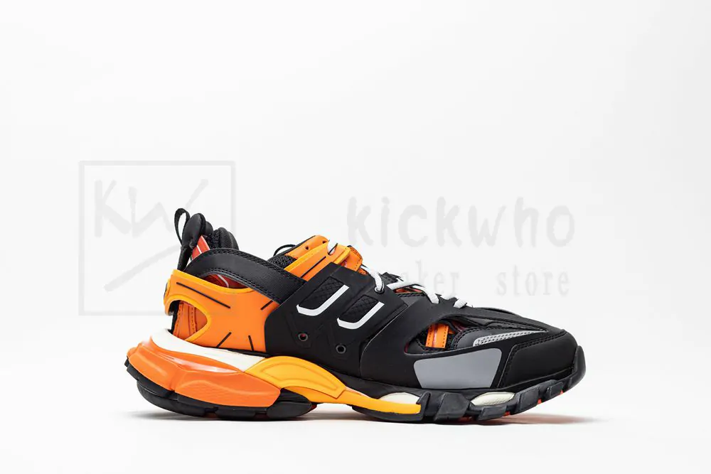 Ba*len*cia*ga wmns track trainer